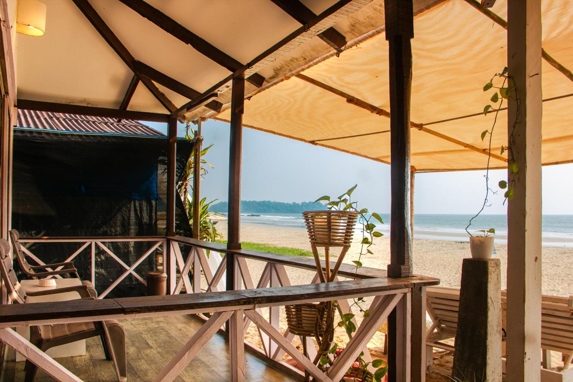 Hotel Cuba Patnem Patnem Beach Exterior foto