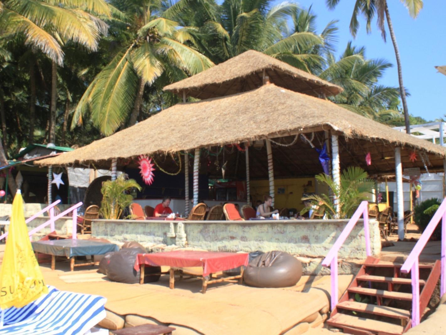 Hotel Cuba Patnem Patnem Beach Exterior foto